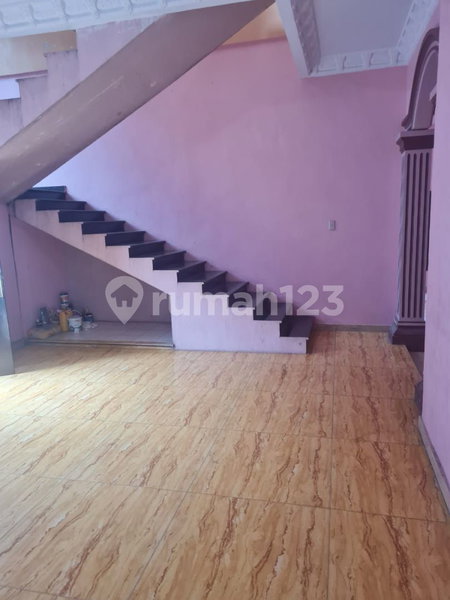 House for rent in Medan, Indonesia · Titi Chain · 5 rooms, 3 baths