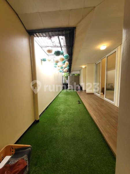 House for rent in South Jakarta, Indonesia · Kebayoran Lama · 5 rooms, 4 baths