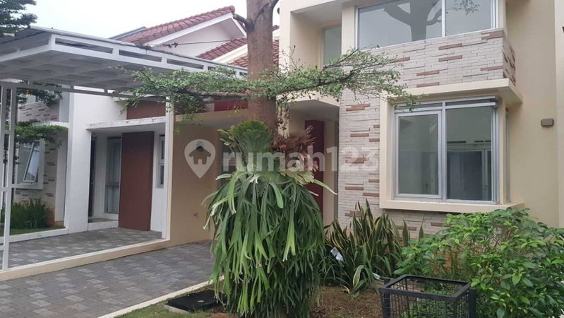 House for rent in Bandung, Indonesia · 2 rooms, 1 bath