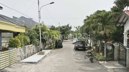 House for rent in Semarang, Indonesia · 4 rooms, 4 baths