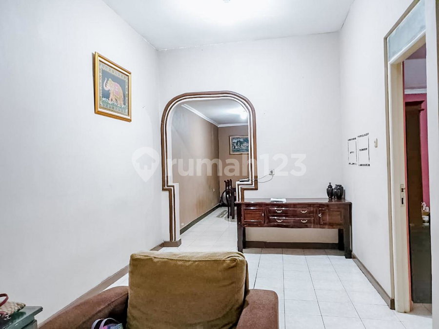 House for rent in Cikarang, Indonesia · 2 rooms, 1 bath