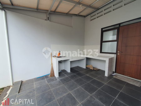 House for rent in Surabaya, Indonesia · 2 rooms, 1 bath