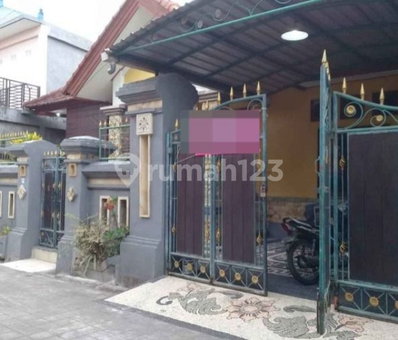 House for rent in Denpasar, Indonesia · Pedungan · 4 rooms, 2 baths