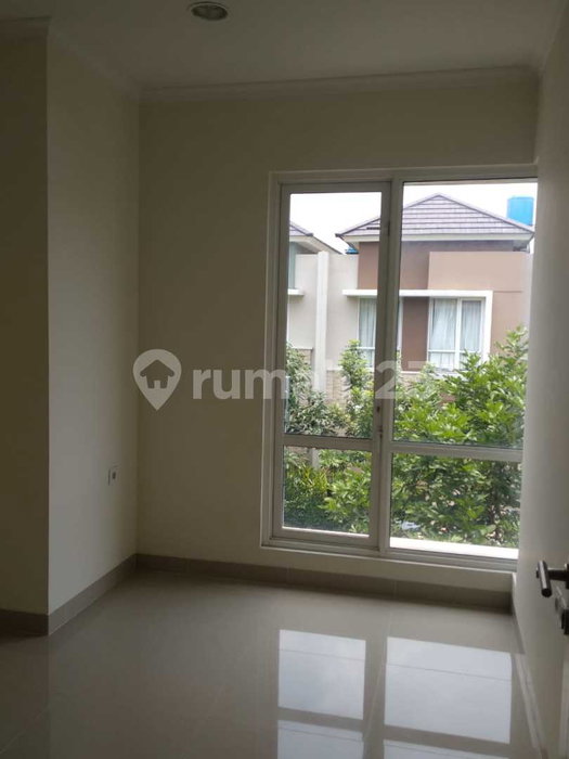 House for rent in Tangerang, Indonesia · Riding · 3 rooms, 2 baths