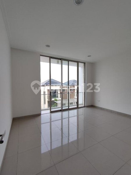 House for rent in North Jakarta, Indonesia · Penjaringan · 5 rooms, 4 baths