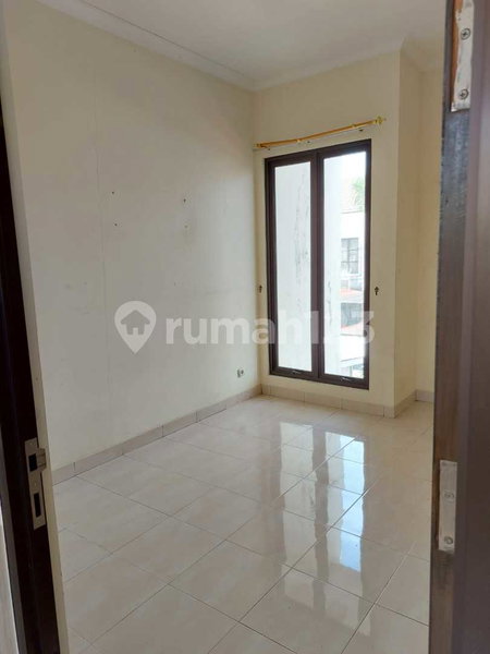 House for rent in North Jakarta, Indonesia · Penjaringan · 3 rooms, 3 baths