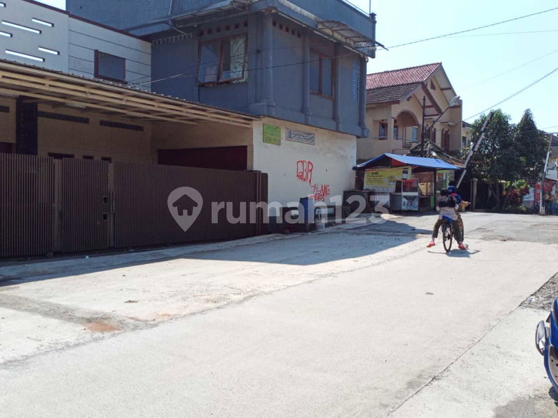 House for rent in Bandung, Indonesia · Dayeuhkolot · 3 rooms, 2 baths