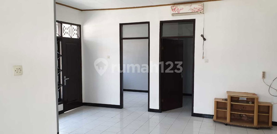 House for rent in Bandung, Indonesia · Dayeuhkolot · 3 rooms, 2 baths