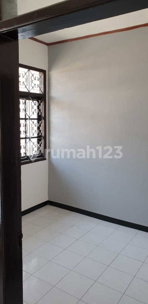House for rent in Bandung, Indonesia · Dayeuhkolot · 3 rooms, 2 baths