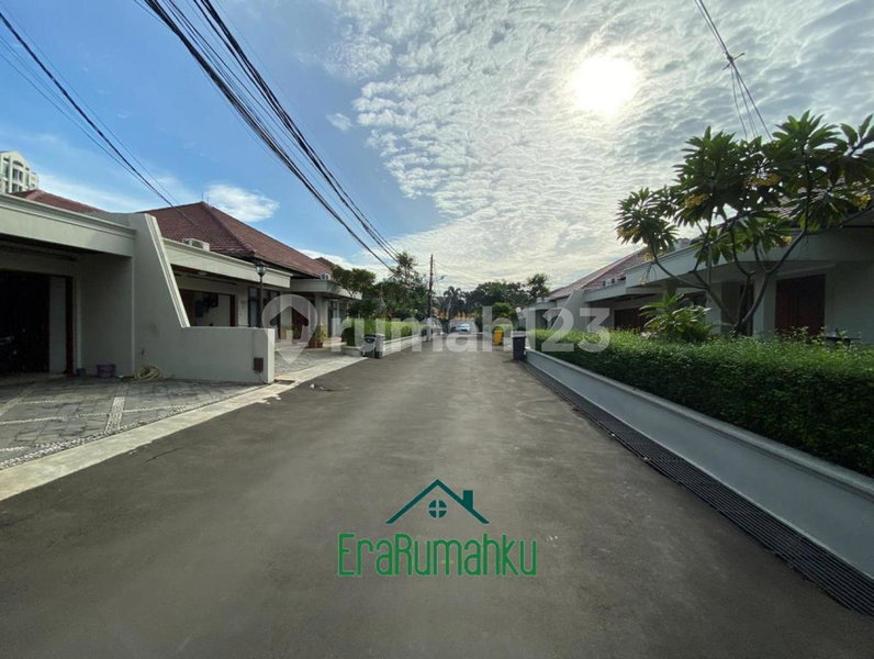 House for rent in North Jakarta, Indonesia · Penjaringan · 5 rooms, 4 baths