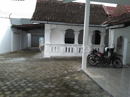 House for rent in Semarang, Indonesia · 2 rooms, 2 baths