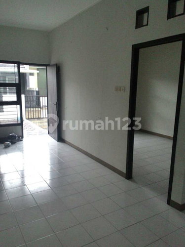House for rent in Cimahi, Indonesia · 2 rooms, 1 bath
