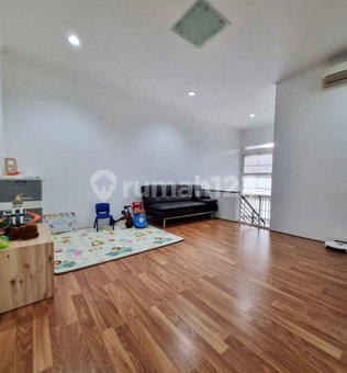 House for rent in Bandung, Indonesia · 4 rooms, 3 baths