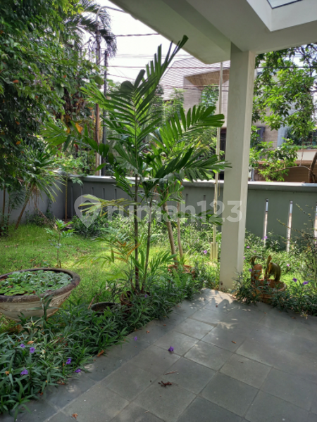 House for rent in Bandung, Indonesia · 5 rooms, 5 baths