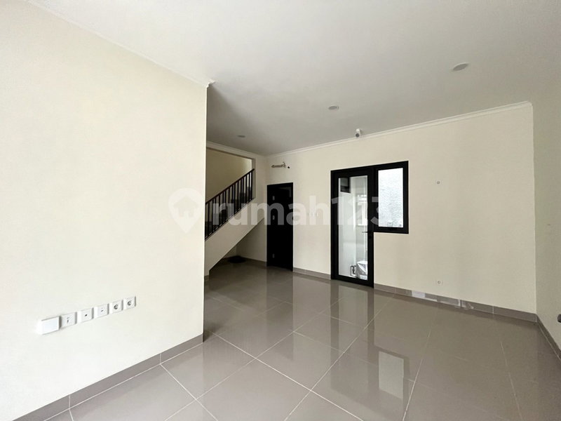 House for rent in Tangerang, Indonesia · Riding · 3 rooms, 2 baths