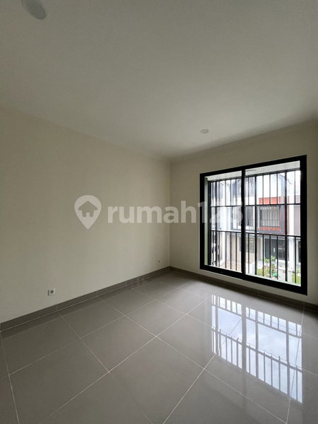 House for rent in Tangerang, Indonesia · Riding · 3 rooms, 2 baths
