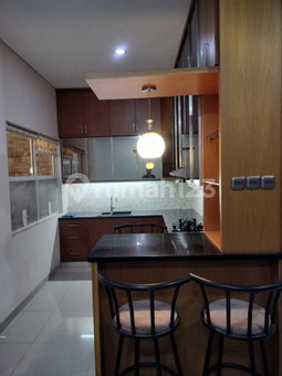 House for rent in Tangerang, Indonesia · Riding · 3 rooms, 3 baths