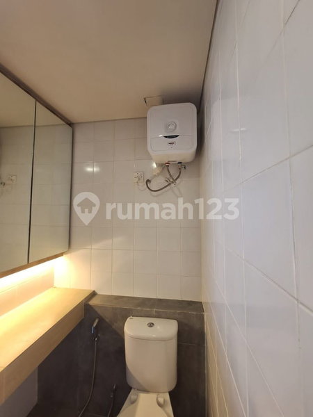 House for rent in Tangerang, Indonesia · Riding · 3 rooms, 3 baths