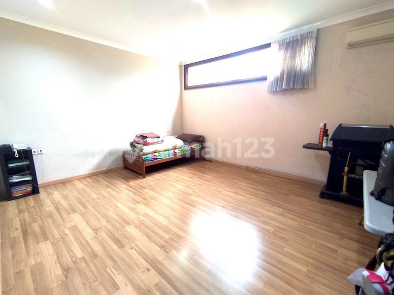 House for rent in North Jakarta, Indonesia · Penjaringan · 7 rooms, 7 baths