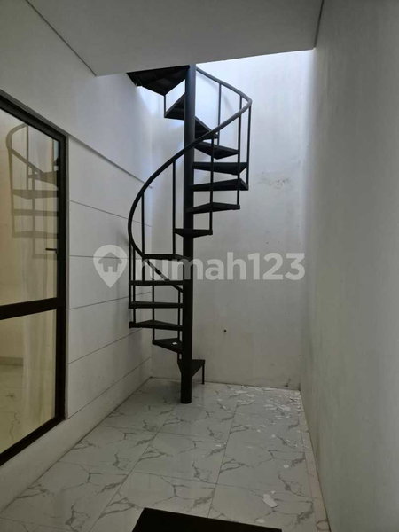 House for rent in Pamulang, Indonesia · Kedaung · 4 rooms, 4 baths
