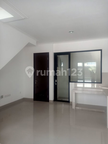 House for rent in North Jakarta, Indonesia · Penjaringan · 2 rooms, 2 baths
