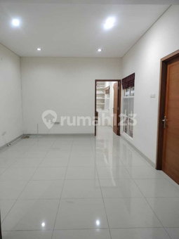 House for rent in Semarang, Indonesia · 3 rooms, 3 baths