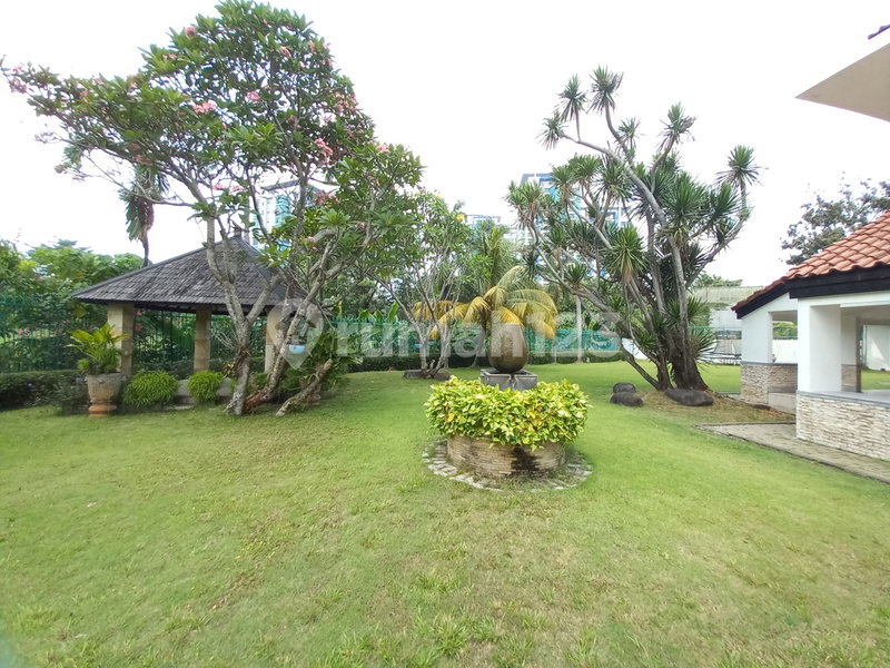 House for rent in South Jakarta, Indonesia · Kebayoran Lama · 5 rooms, 3 baths