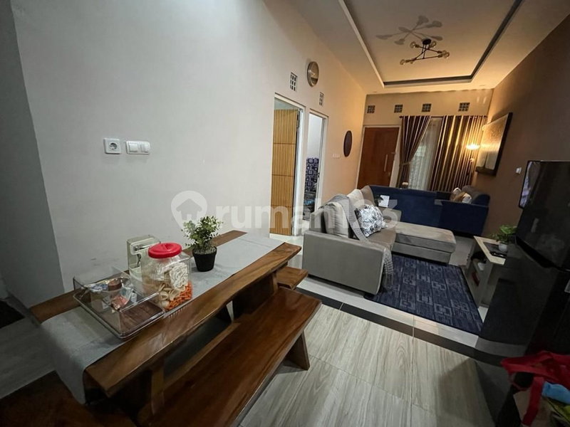 House for rent in Bandung, Indonesia · 2 rooms, 1 bath