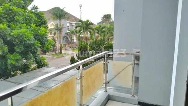 House for rent in Bandung, Indonesia · 3 rooms, 2 baths