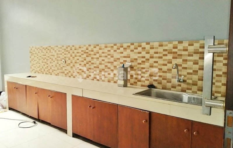 House for rent in Bandung, Indonesia · 3 rooms, 2 baths