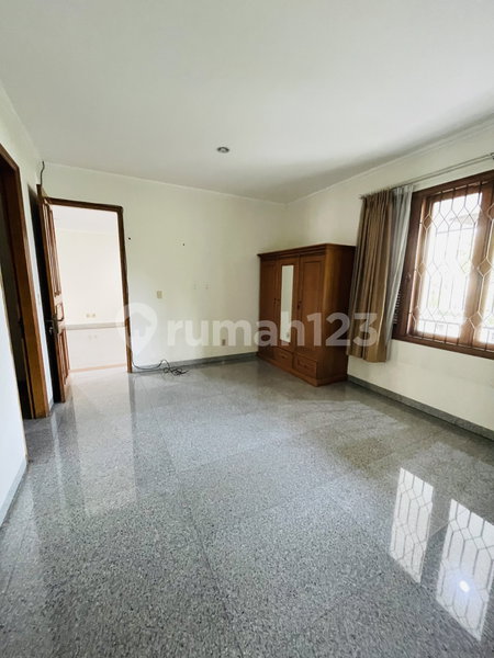 House for rent in Bandung, Indonesia · 5 rooms, 3 baths