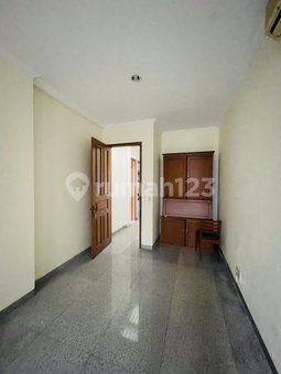 House for rent in Bandung, Indonesia · 5 rooms, 3 baths