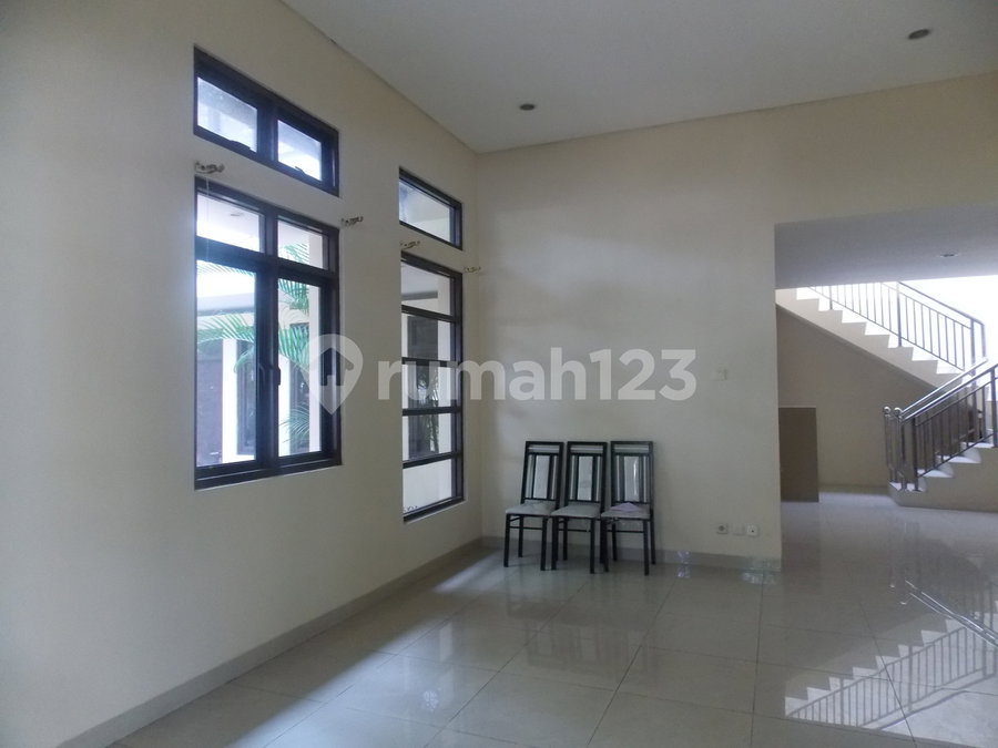 House for rent in Makassar, Indonesia · 3 rooms, 4 baths