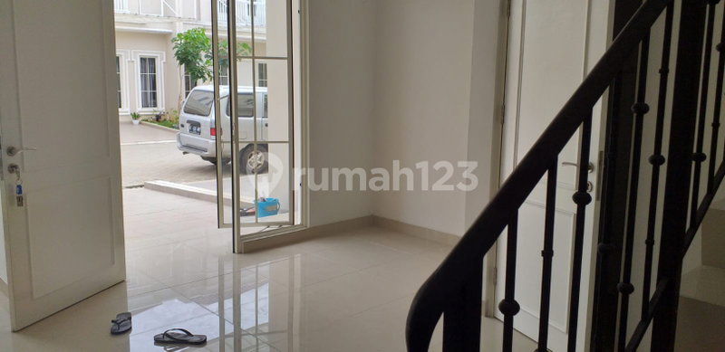 House for rent in Curug, Indonesia · 2 rooms, 2 baths