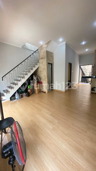 House for rent in Jakarta, Indonesia · Sunday market · 3 rooms, 3 baths