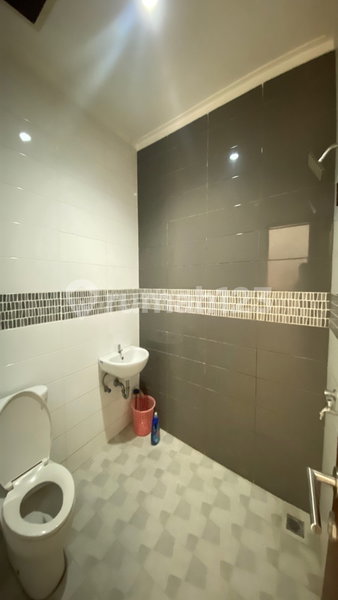 House for rent in Jakarta, Indonesia · Sunday market · 3 rooms, 3 baths