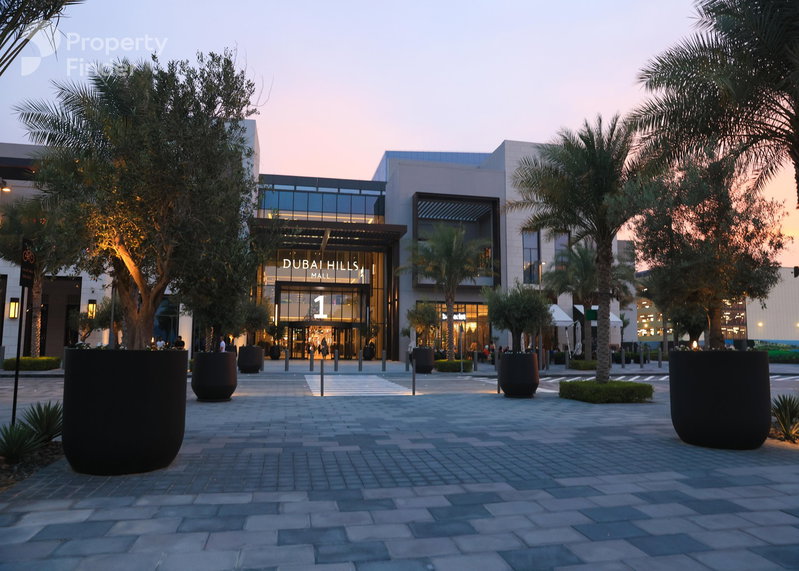 Apartment for rent in Dubai, United Arab Emirates · Golfville · 1 room, 1 bath