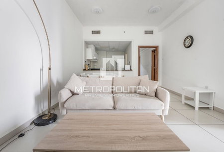 Apartment for rent in Dubai, United Arab Emirates · Marina Pinnacle · 1 room, 2 baths