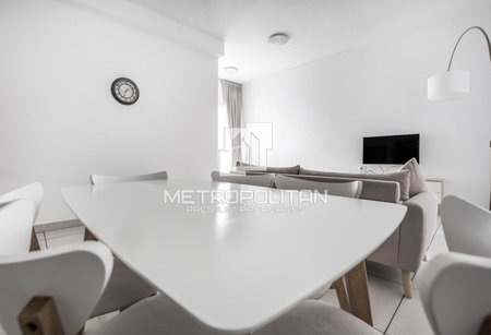 Apartment for rent in Dubai, United Arab Emirates · Marina Pinnacle · 1 room, 2 baths
