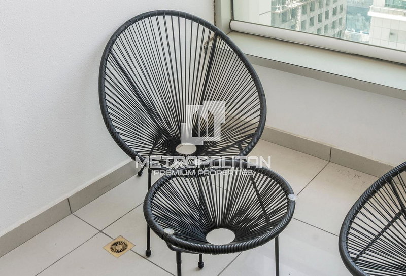 Apartment for rent in Dubai, United Arab Emirates · Marina Pinnacle · 1 room, 2 baths
