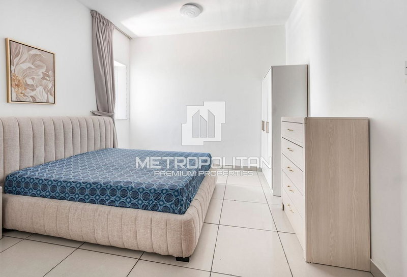 Apartment for rent in Dubai, United Arab Emirates · Marina Pinnacle · 1 room, 2 baths
