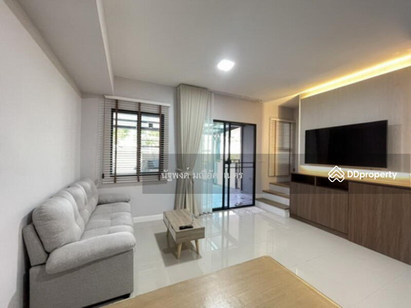 Pleno Suksawat 30, Bangkok, Thailand