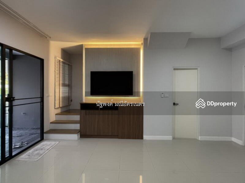 House for rent in Phra Pradaeng, Thailand · Pleno Suksawat 30, Bangkok · 2 rooms, 2 baths