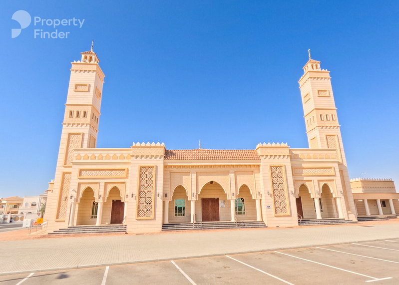 House for rent in Al Ain City, United Arab Emirates · Mueifia · 4 rooms, 6 baths