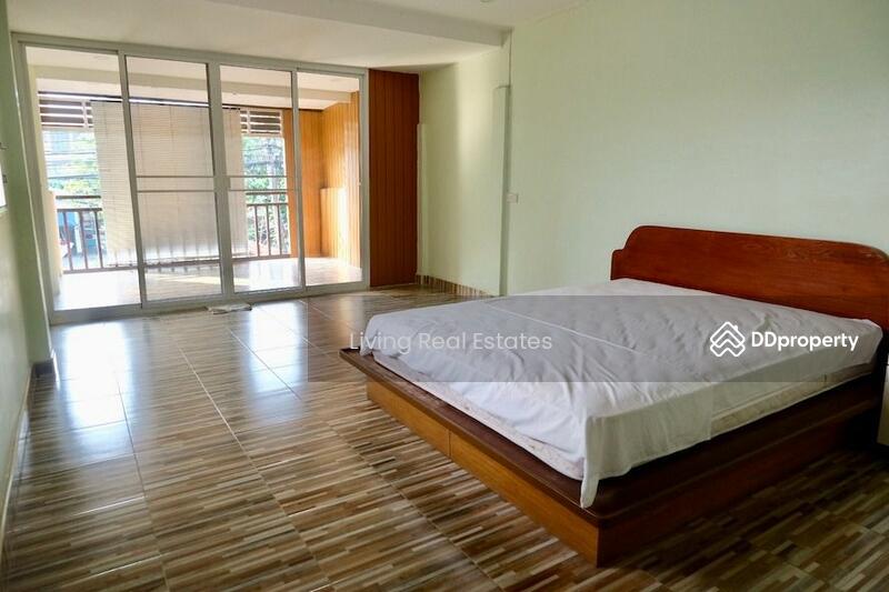 House for rent in Mueang Nonthaburi, Thailand · ทาวน์เฮ้าส์ ซ.ประชาราษฎร์ 8, Nonthaburi · 4 rooms, 2 baths