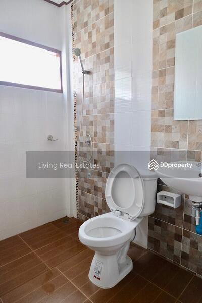 House for rent in Mueang Nonthaburi, Thailand · ทาวน์เฮ้าส์ ซ.ประชาราษฎร์ 8, Nonthaburi · 4 rooms, 2 baths