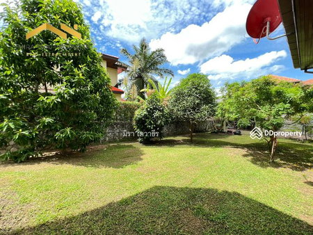House for rent in Bang Lamung, Thailand · Pool villa in "Thung Klom-Tan Man" Pattaya, Chon Buri · 4 rooms, 5 baths