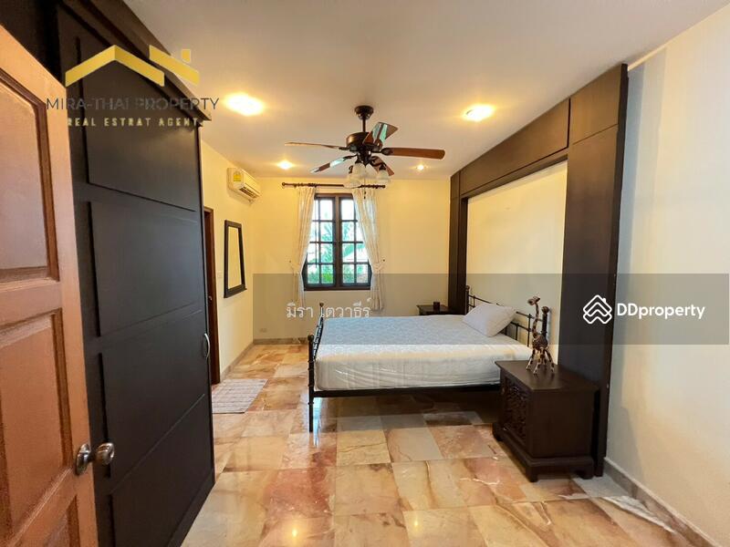 House for rent in Bang Lamung, Thailand · Pool villa in "Thung Klom-Tan Man" Pattaya, Chon Buri · 4 rooms, 5 baths