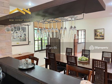 House for rent in Bang Lamung, Thailand · Pool villa in "Thung Klom-Tan Man" Pattaya, Chon Buri · 4 rooms, 5 baths