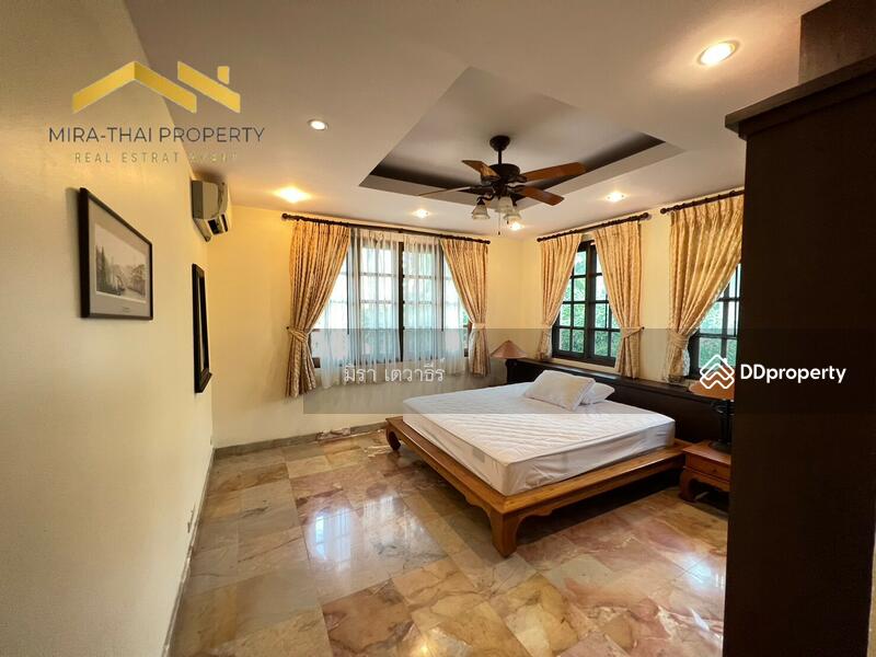 House for rent in Bang Lamung, Thailand · Pool villa in "Thung Klom-Tan Man" Pattaya, Chon Buri · 4 rooms, 5 baths